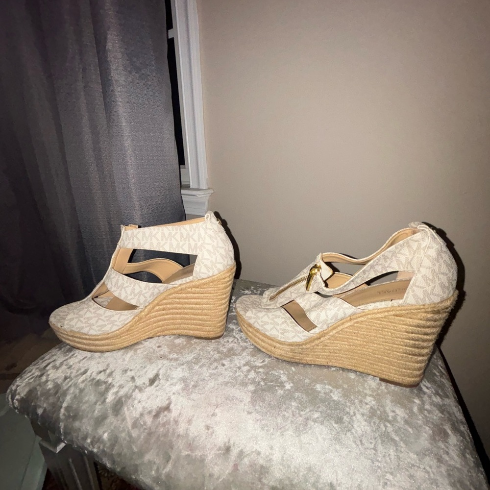 Michael kors wedges